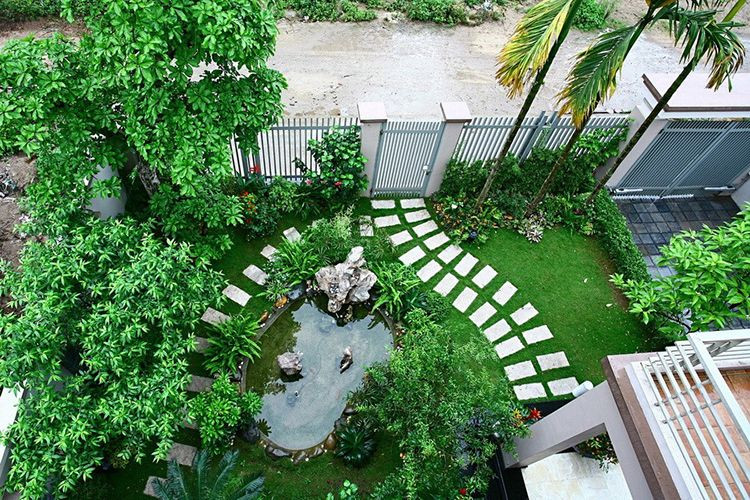 alt: Lựa chọn tiểu cảnh nhà vườn phù hợp với phong cách tổng thể