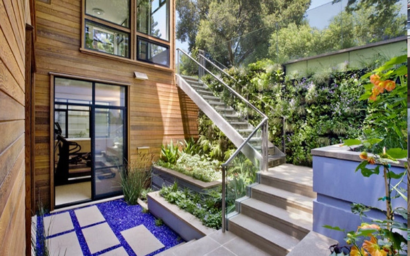 các mẫu nhà cầu thang ngoài trời