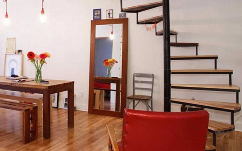 Mẫu cầu thang nhà ống đẹp