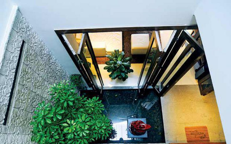 mẫu giếng trời bên ngoài