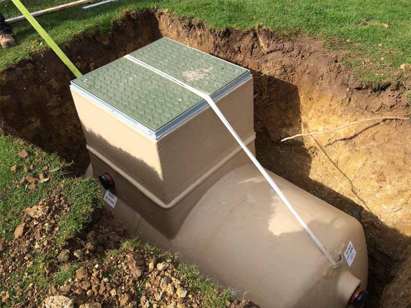 Nguyên lý hoạt động của bể phốt