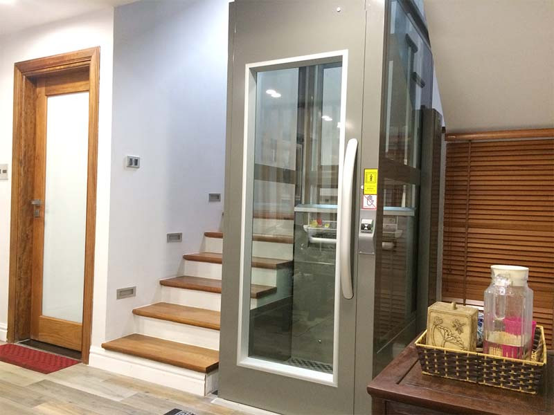 phong cách thiết kế nhà phố có thang máy