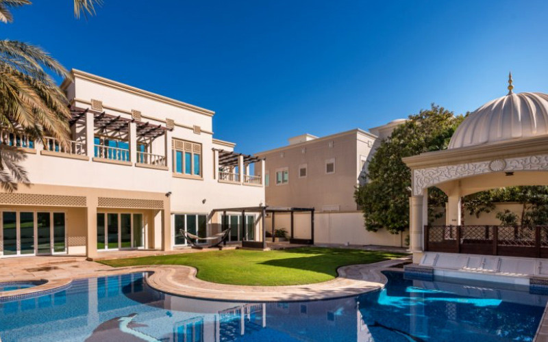 R Sector Villas tại Emirates Hills