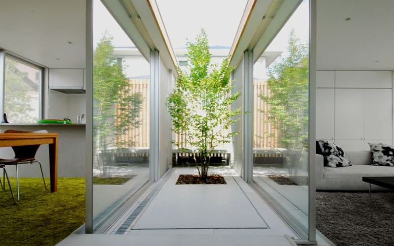 Phong cách thiết kế nhà có giếng trời đầy ấn tượng